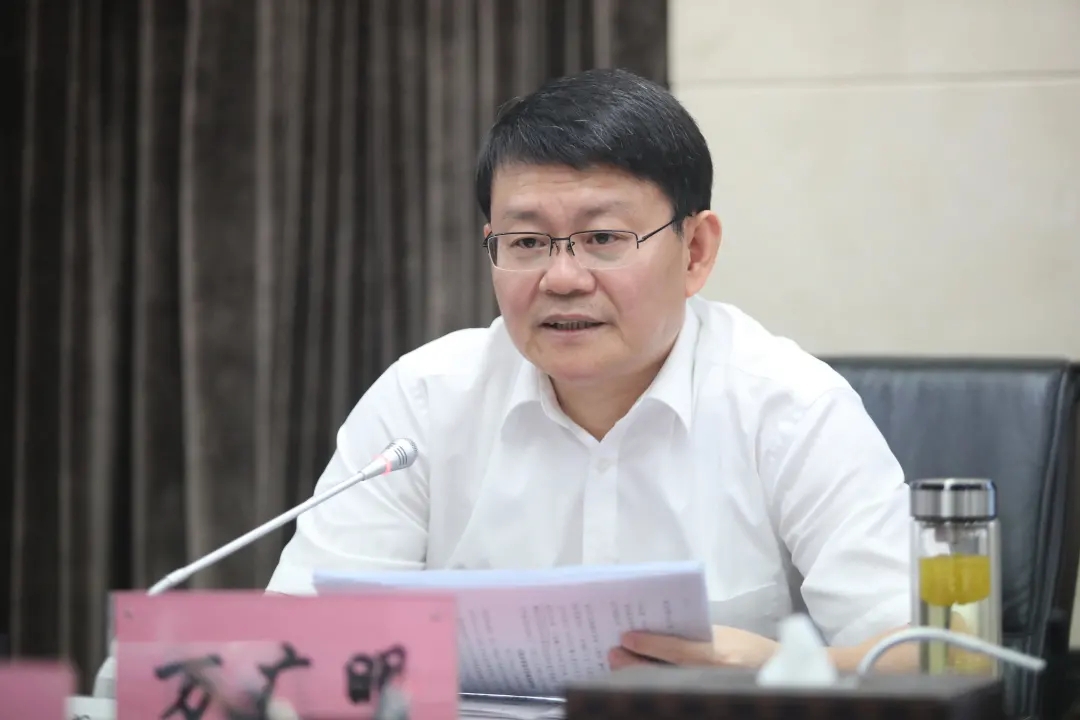 万广明在南昌城市火狐手机版登录入口集团调研